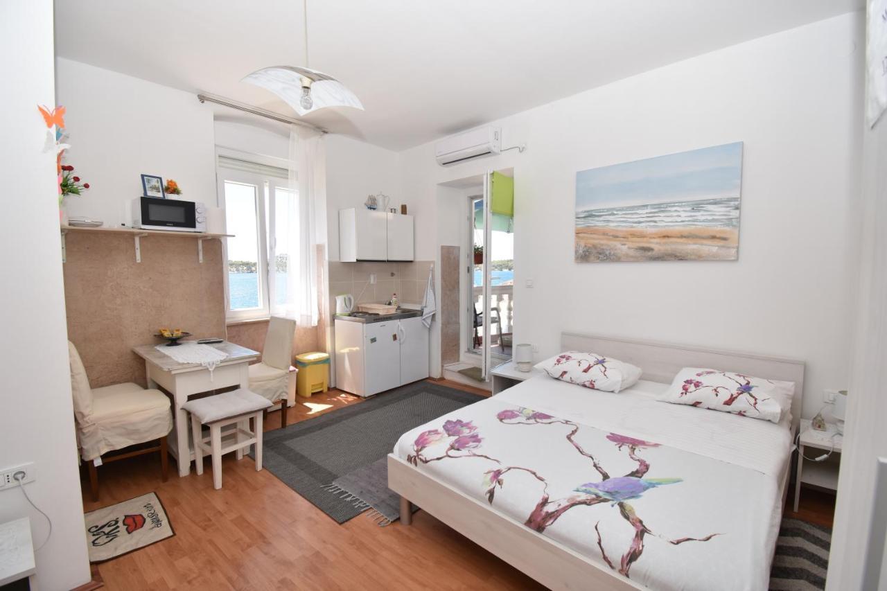 Apartmani Rina Šibenik Exterior foto