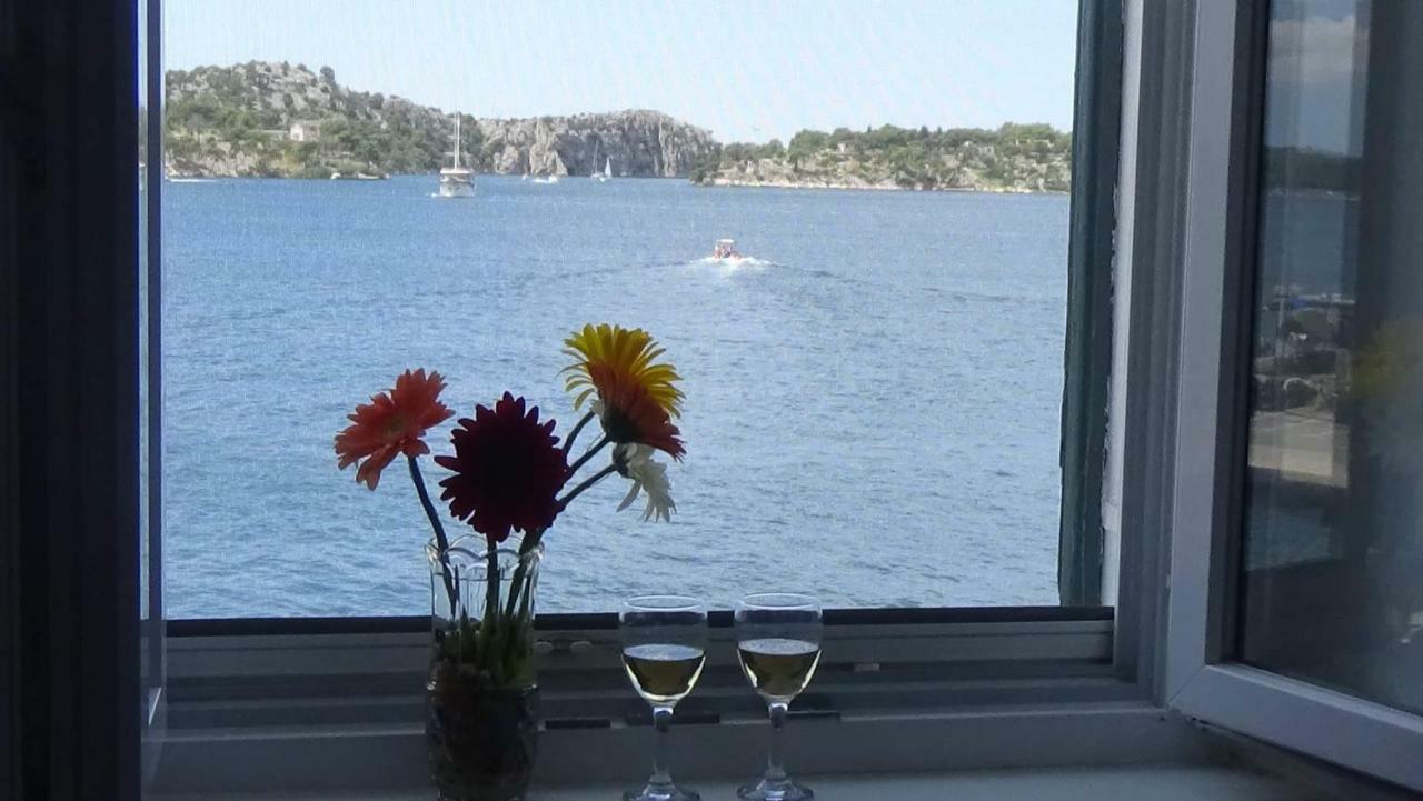Apartmani Rina Šibenik Exterior foto